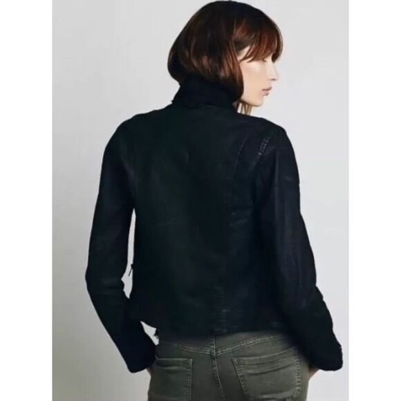 Free People black drape knit front denim jacket VGUC size 0 - Picture 6 of 16